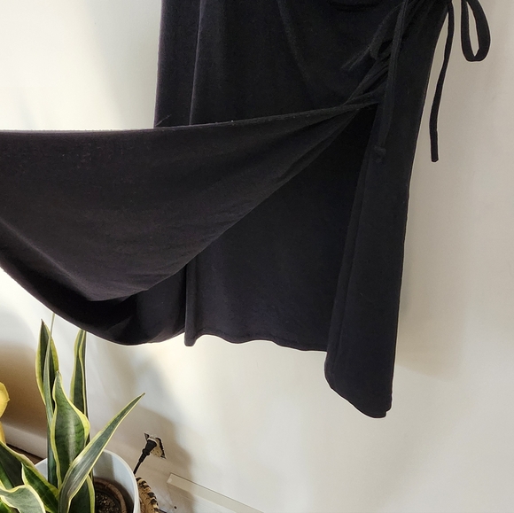 Vintage 90's Black Faux Warp Dress - Picture 3 of 6